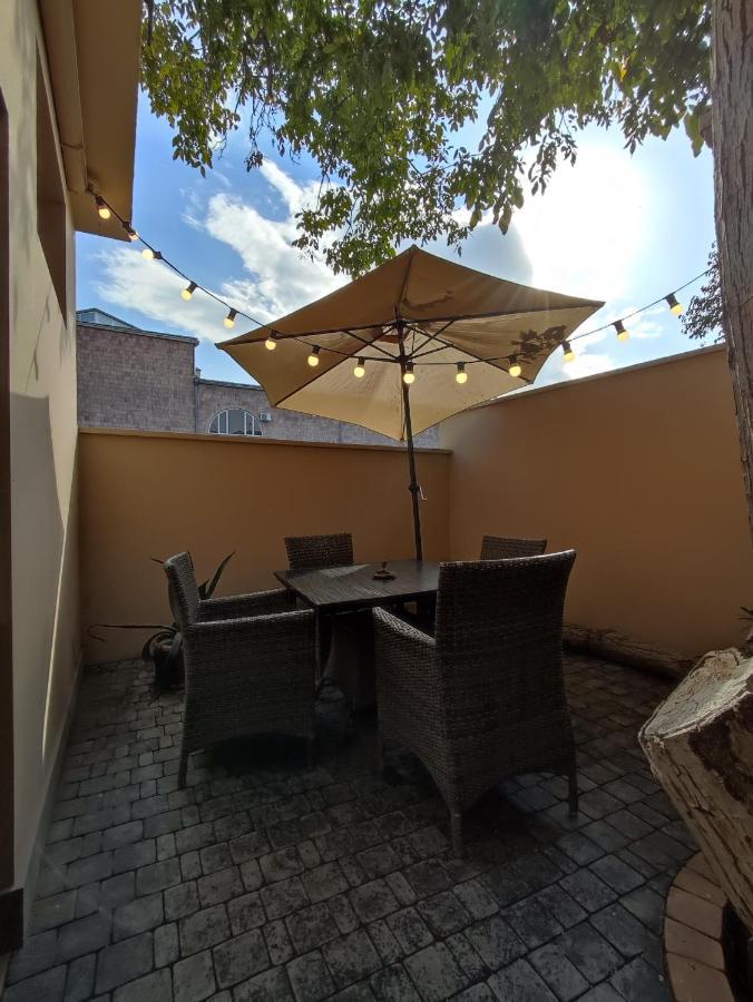 Hotelise I Tulip Apartment Yerevan Exterior photo
